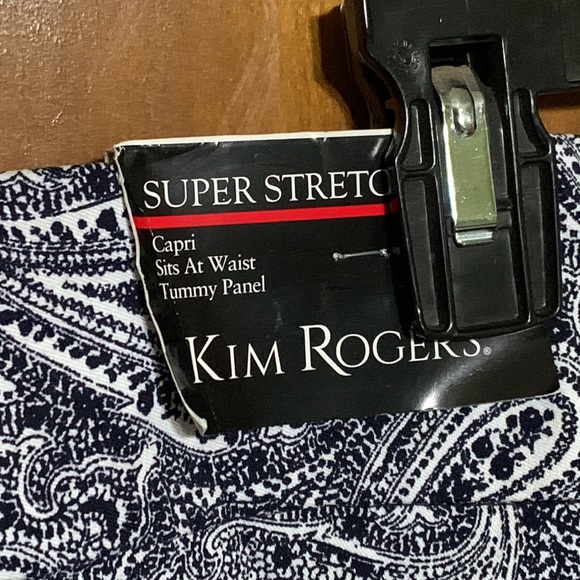 🆕 KIM ROGERS- Super Stretch Capri with Tummy Panel (16) - Picture 6 of 7